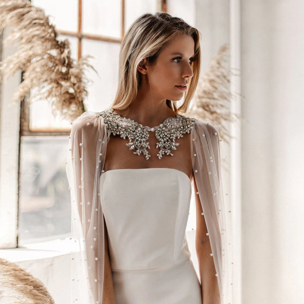 Robe de mariée cape